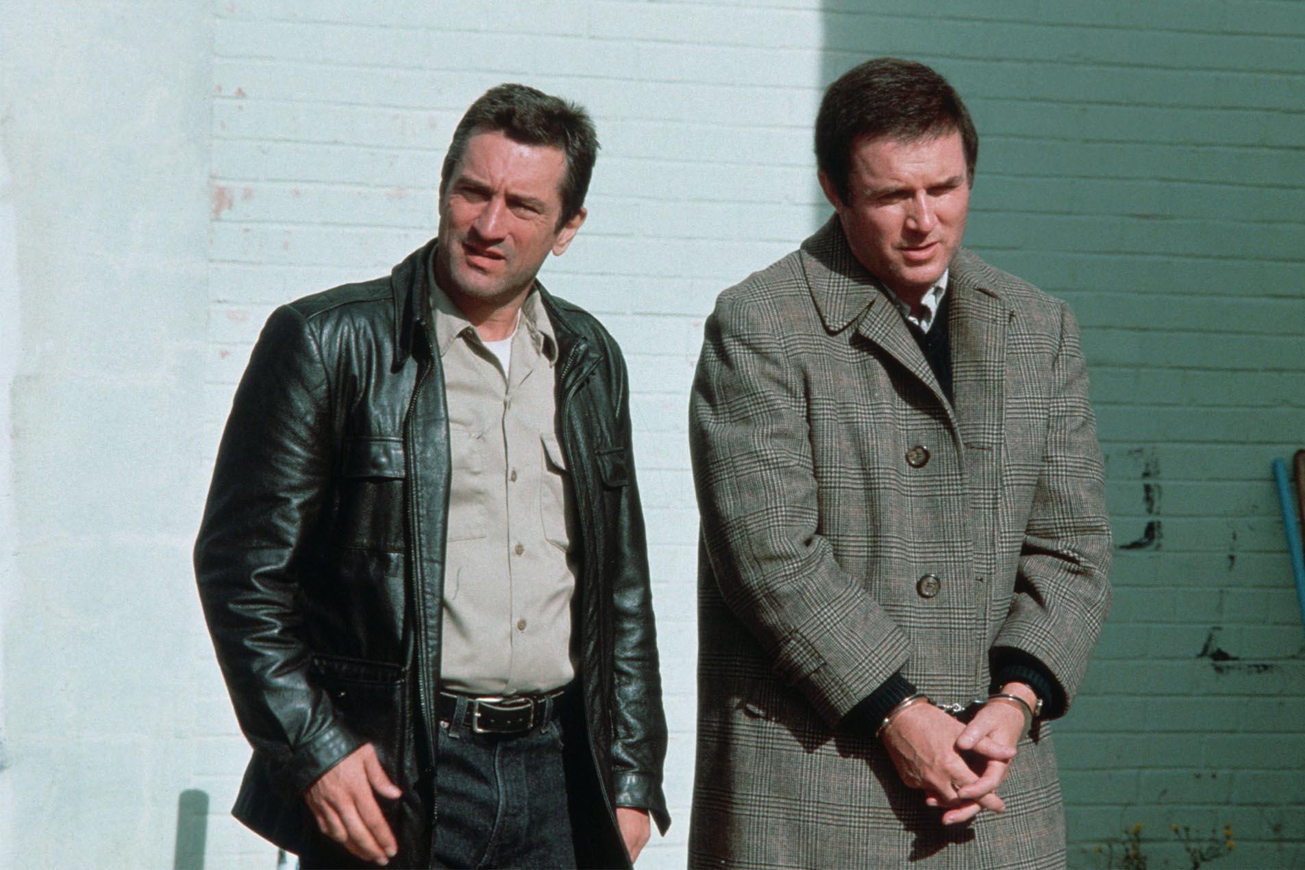 Film still from MIDNIGHT RUN, featuring Robert De Niro and Charles Grodin